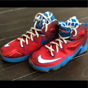 Nike Lebron 13’s kids size 1